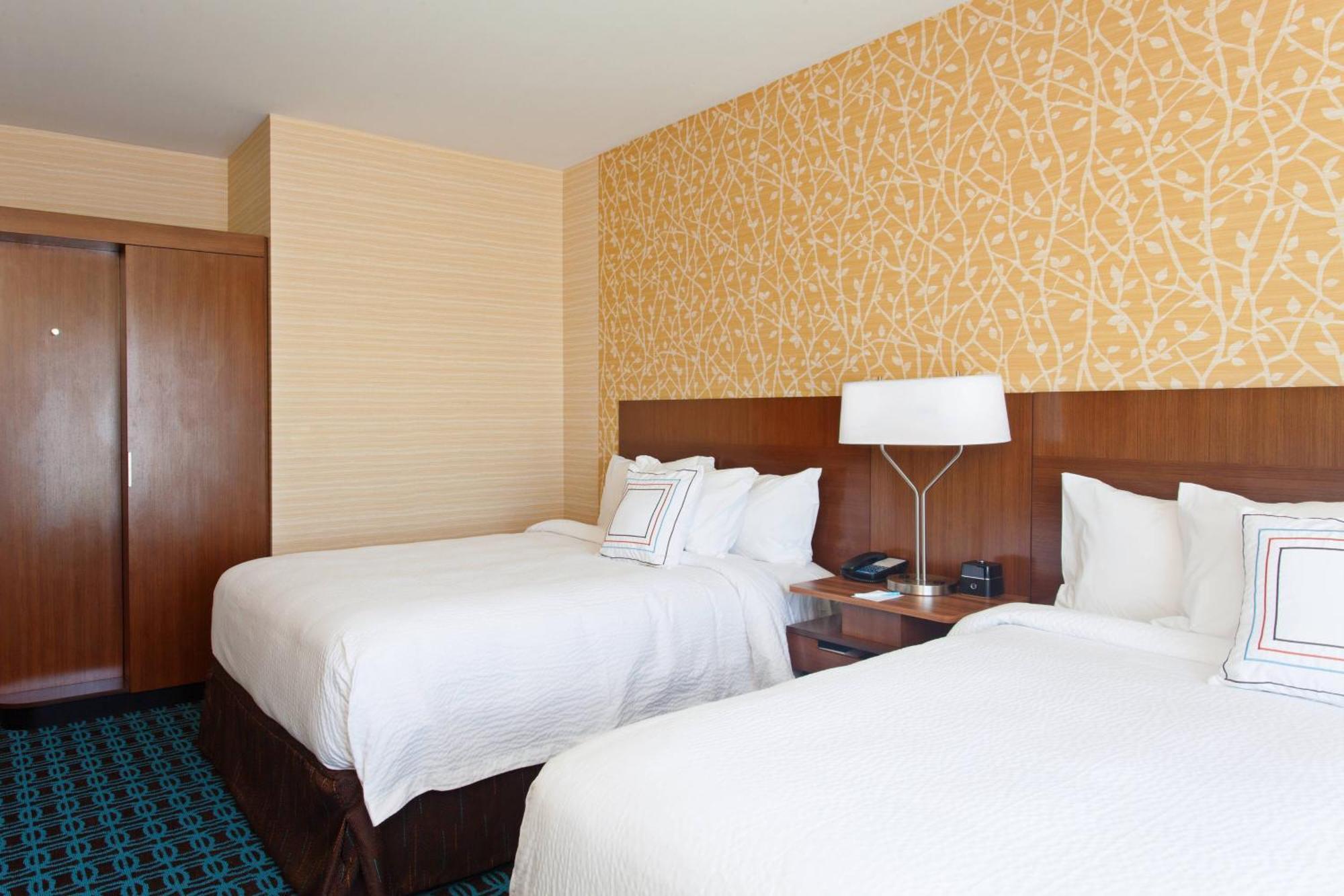 Hotel Fairfield & By Marriott