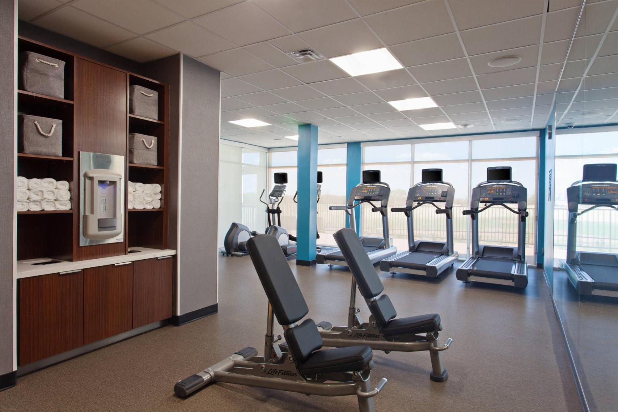 Fairfield & By Marriott 3*